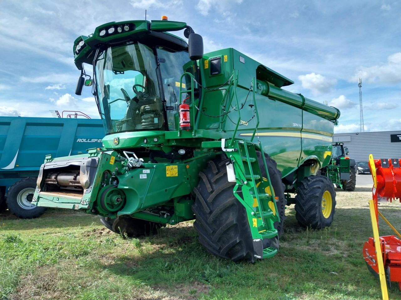John Deere S780 Combine harvester