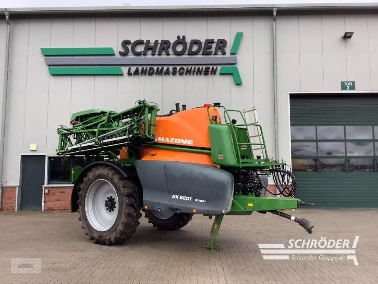 E-FARM: Amazone ux 5201 super - Sprayer - id VCGAWI4 - €69,000 - Year of construction: 2017 - Germany