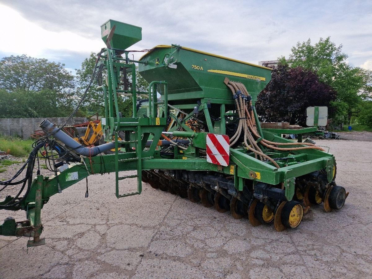 E-FARM: John Deere 750A - Vetőgép - id I2DMUGJ - 35 000 EUR - Gyártási év: 2011 - Franciaország