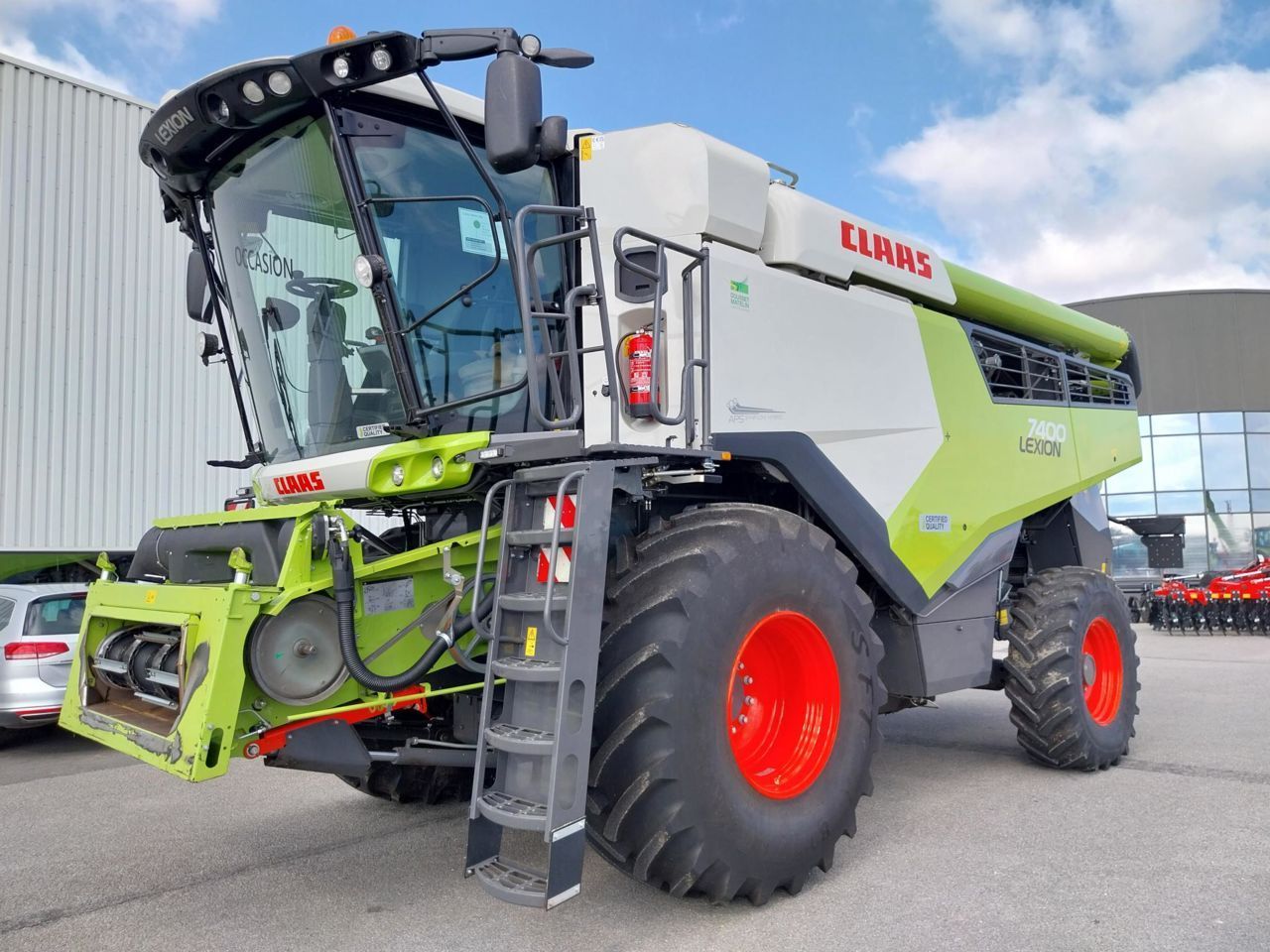 Claas Lexion 7400 Combine harvester