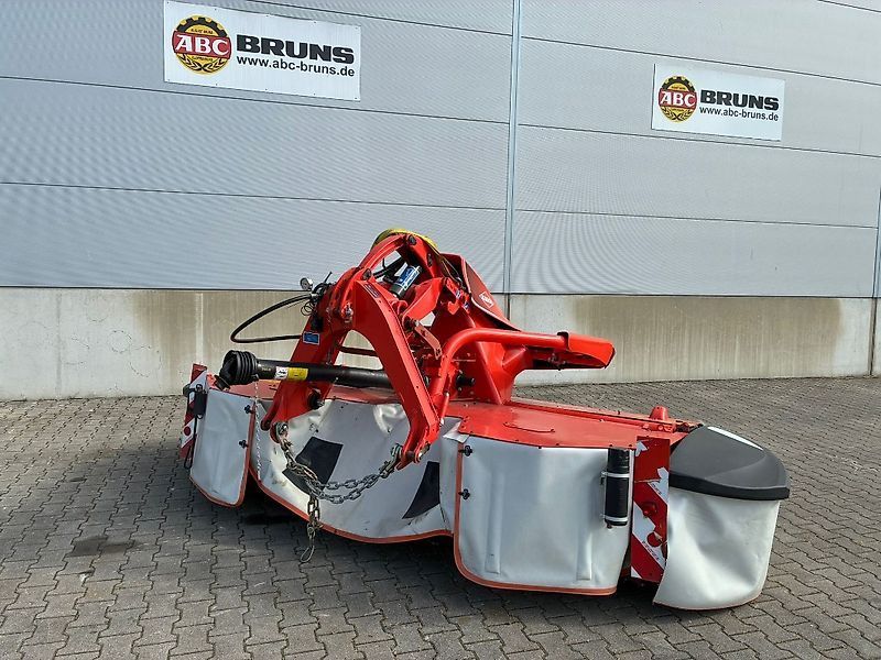 E-FARM: Kuhn GMD 3125 F-FF - Faucheuse - id C4AHQMR - 8 300 € - Année: 2016 - Lecture du nombre d'heure: 3 125,Allemagne