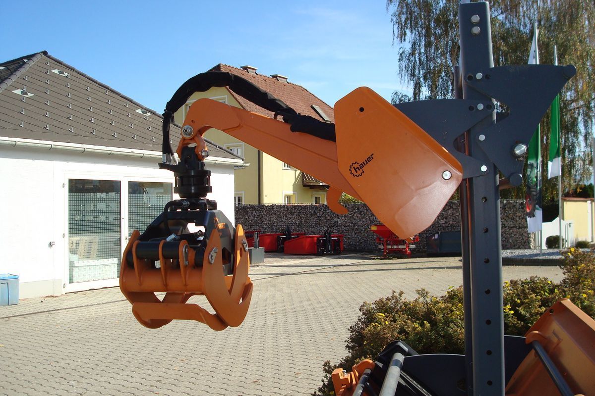 E-FARM: hauer holzzange hz-230 euro/hauer aufnahme - Příloha - id KBESFP4 - 3 866 € - Rakousko