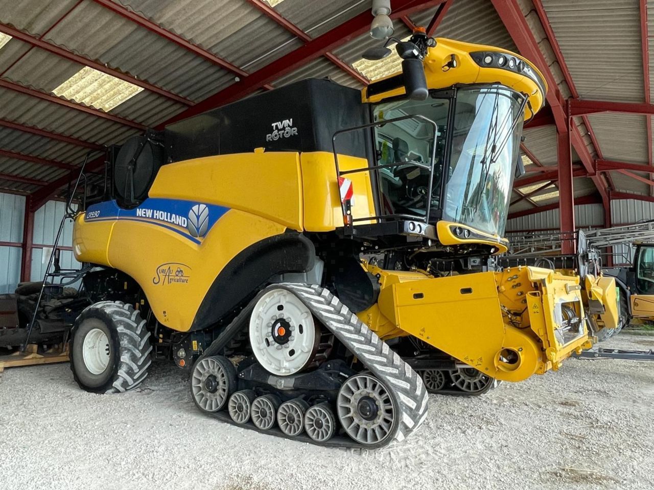 New Holland CR 9.90 Combine harvester €223,000