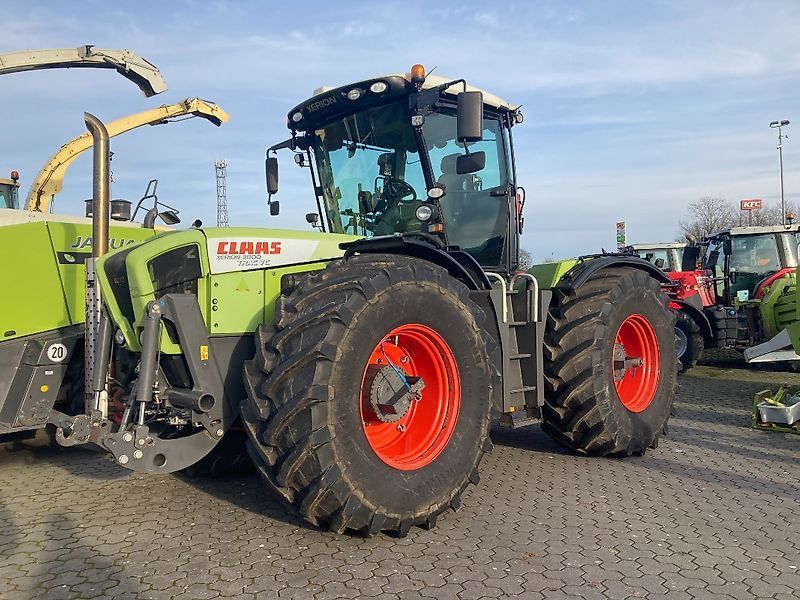 E-FARM: Claas Xerion 3800 TRAC VC - Traktor - id RQTHUFP - 77 500 € - Rok produkcji: 2010 - Motogodziny: 11 272,Moc silnika: 340,Niemcy