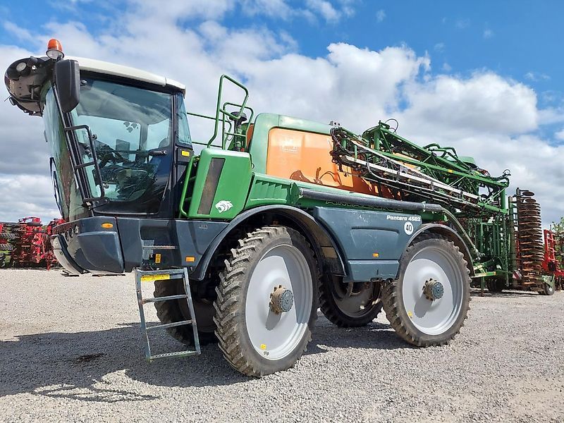 E-FARM: Amazone Pantera 4502 (24) - Postřikovač - id 2GLA4I9 - 117 241 € - Rok výroby: 2015 - Dánsko