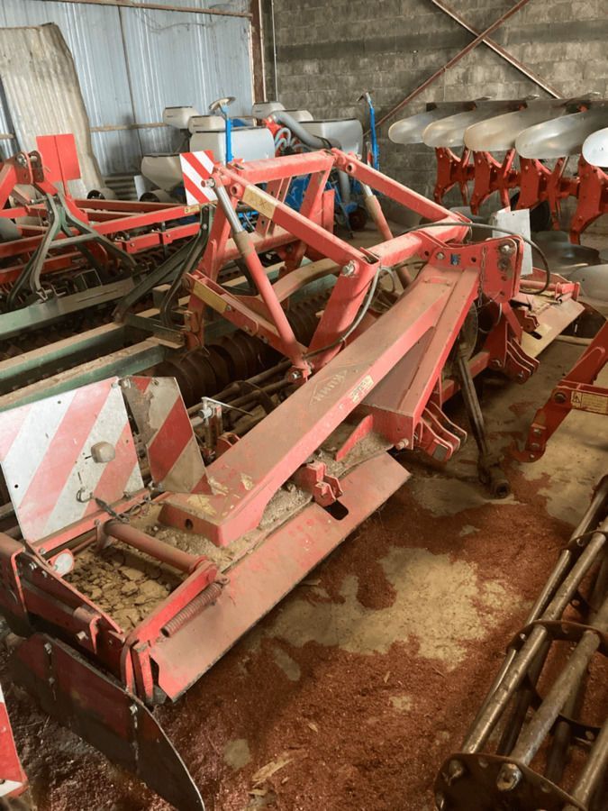 Kuhn HR 4004 D Power harrow €5,900