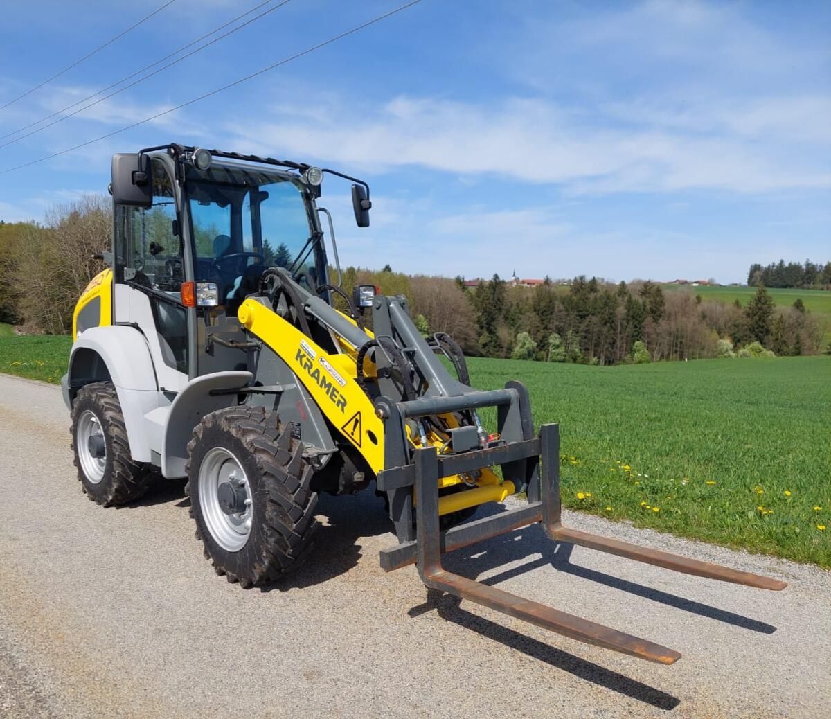 KRAMER Wheel loader €48,500