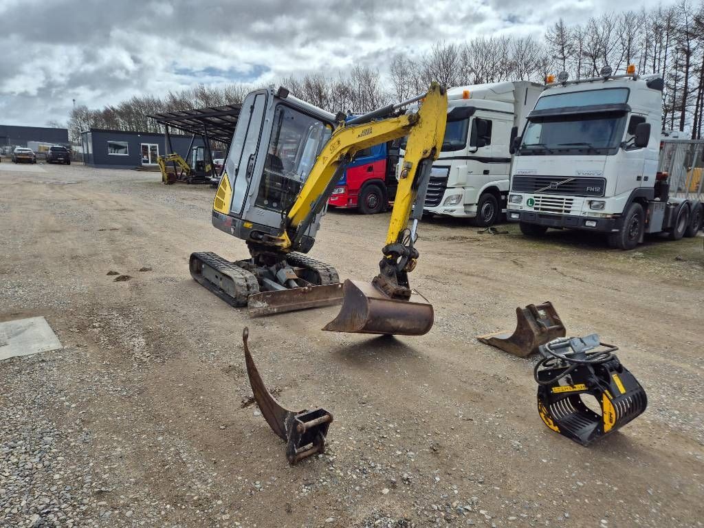 Wacker Neuson et 20 vds // 2 buckets // Mini excavator 17.900 EUR