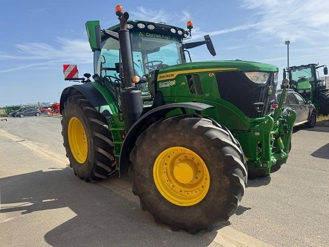 John Deere 6R 215 Tractor €145,000