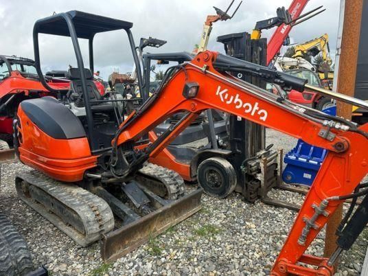 Kubota KX61-3 Mini-pelle 17 500 €