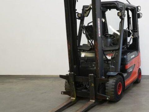 E-FARM: Linde e 25 387 - Maszt sztaplowy - id RHVCTNL - 14 900 € - Rok produkcji: 2016 - Motogodziny: 2311,Niemcy