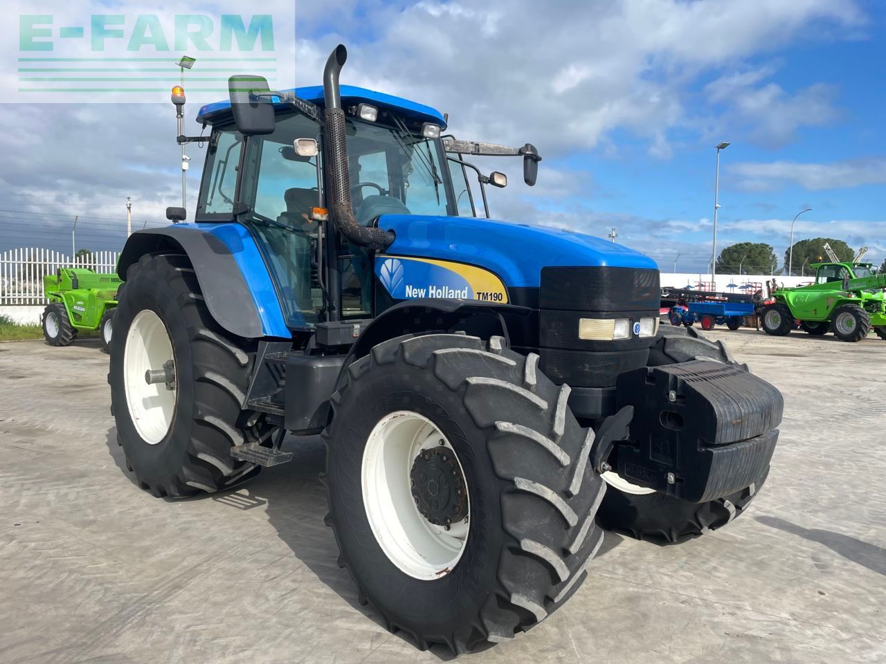 New Holland TM 190 Traktor 34 000 €