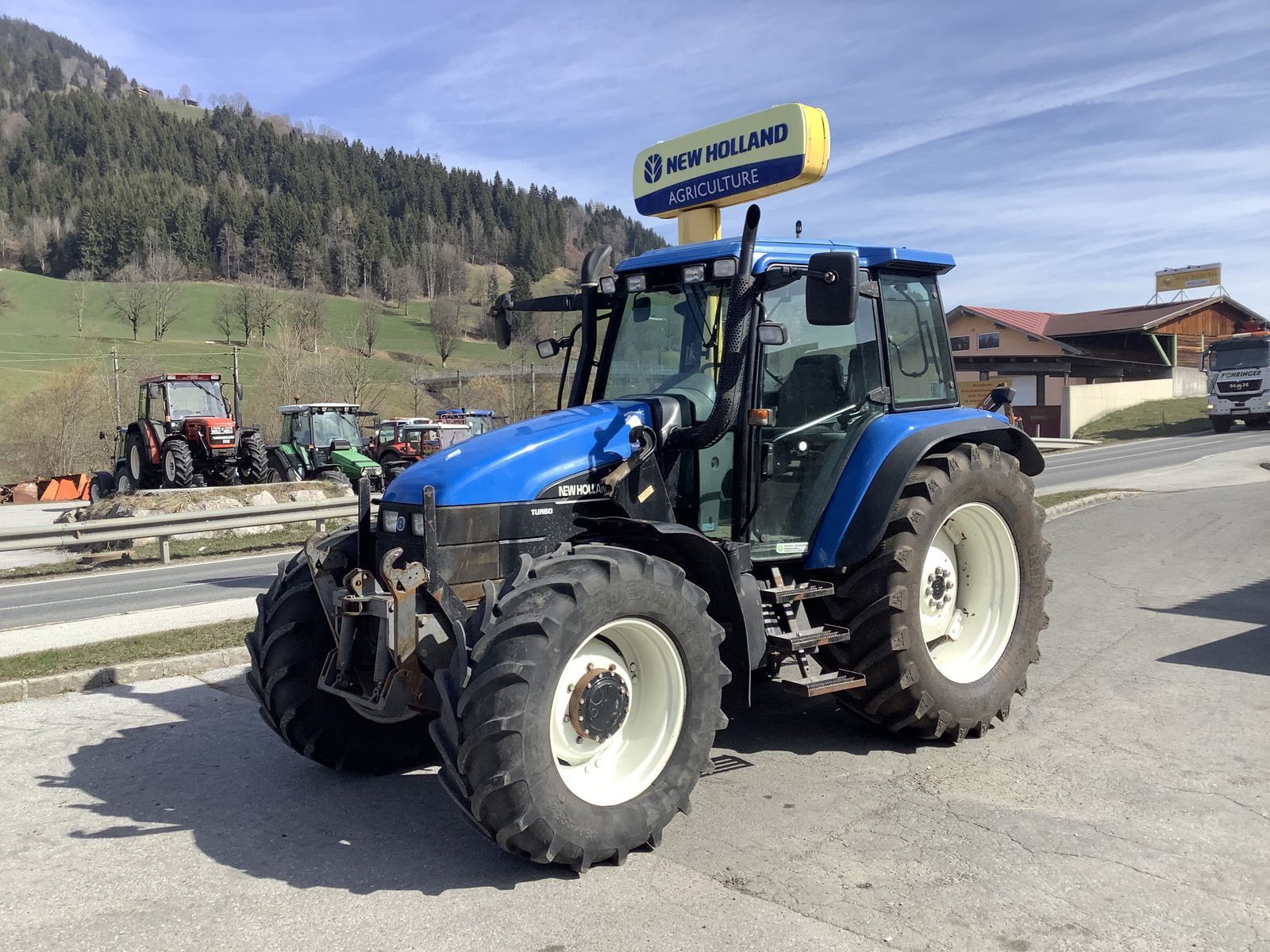New Holland TS 115 Traktor 32 084 €