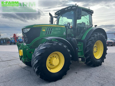 E-FARM: John Deere 6215 R - Τρακτέρ - id 83TKVC5 - 94.645 € - Χρονία: 2017 - Μετρητής ωρών: 6.035,Ισχύς κινητήρα: 215,Ηνωμένο Βασίλειο