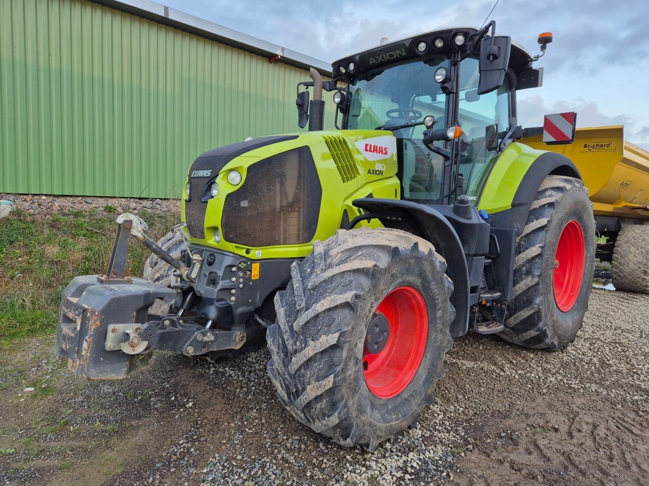 Claas Axion 810 CMATIC Tractor €89,000