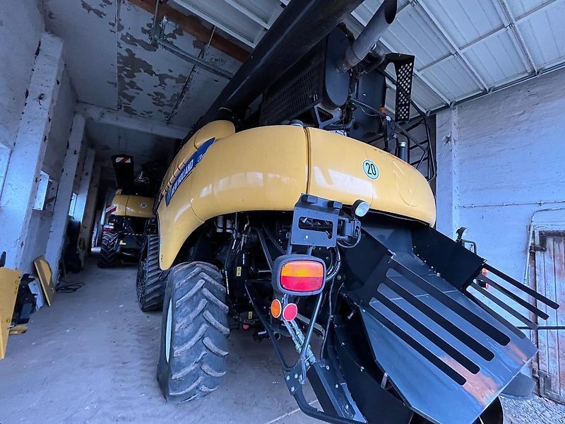 New Holland CR 9080 Raupe Cosechadora 105.000 €