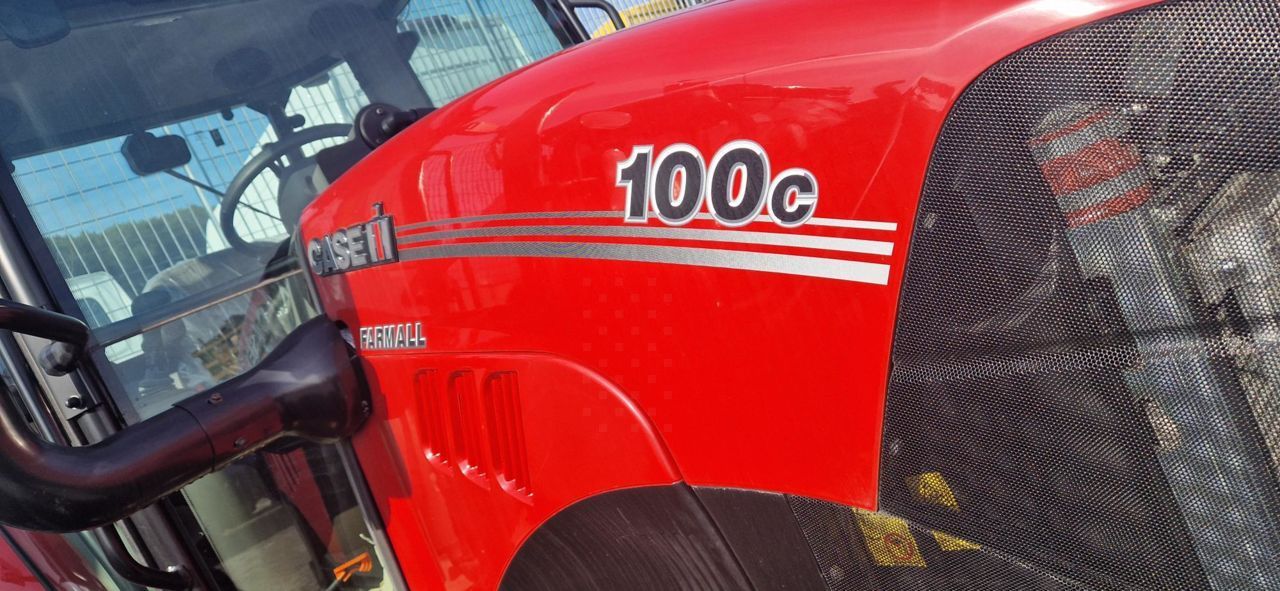 E-FARM: Case IH Farmall 100 - Trattore - id U4R3HIL - 59.000 € - Anno di costruzione: 2024 - Ore: 4,Potenza del motore: 100,Italia