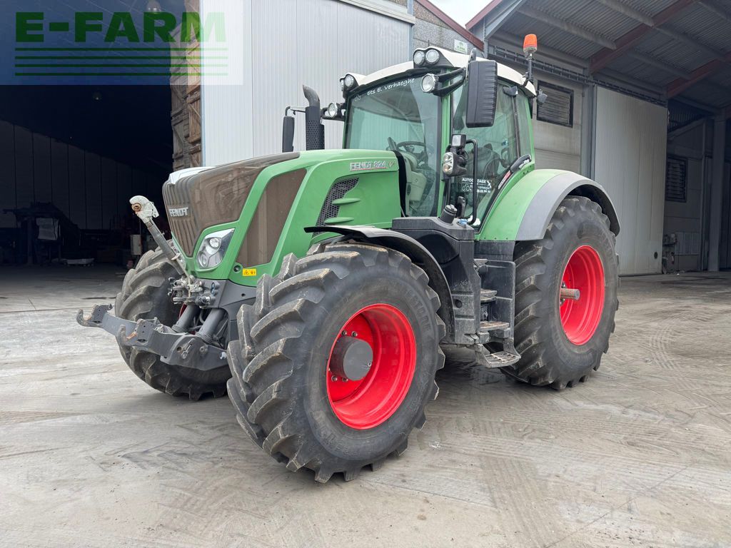 Fendt 824 Vario Profi Plus Трактор 115 000 €