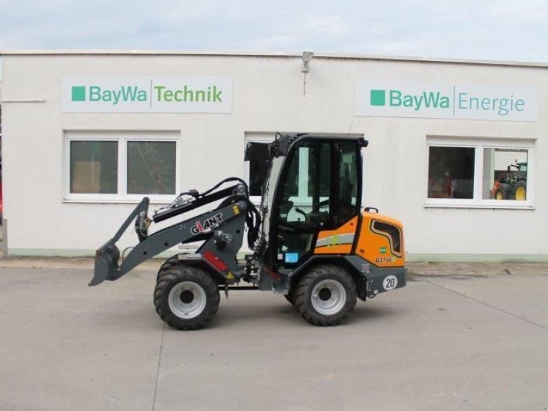 E-FARM: Giant g2700 e elektro - Csúszókerekes rakodógép - id YQ67TJU - 49 500 EUR - Gyártási év: 2023 - Németország
