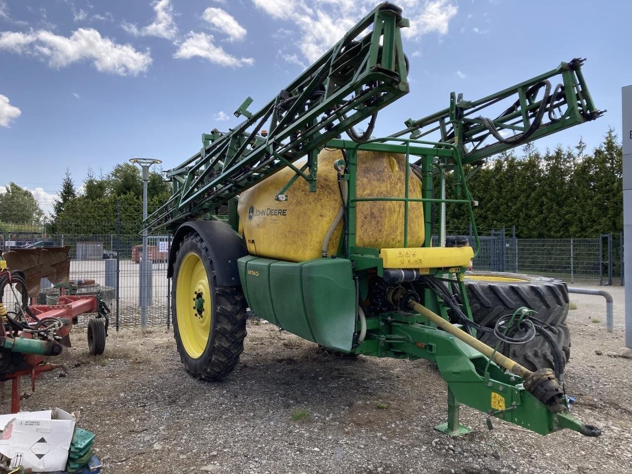 E-FARM: John Deere M 740 i - Nebulizzatore - id KFYRTVK - 35.480 € - Anno di costruzione: 2015 - Danimarca