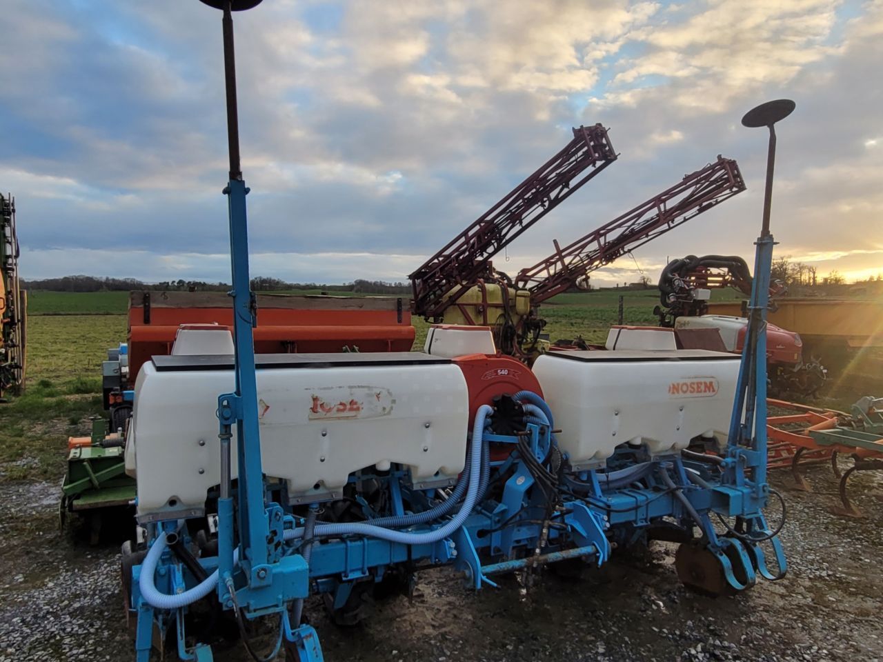 Monosem ng plus 6 Maszyna do siewu punktowego 10 000 €