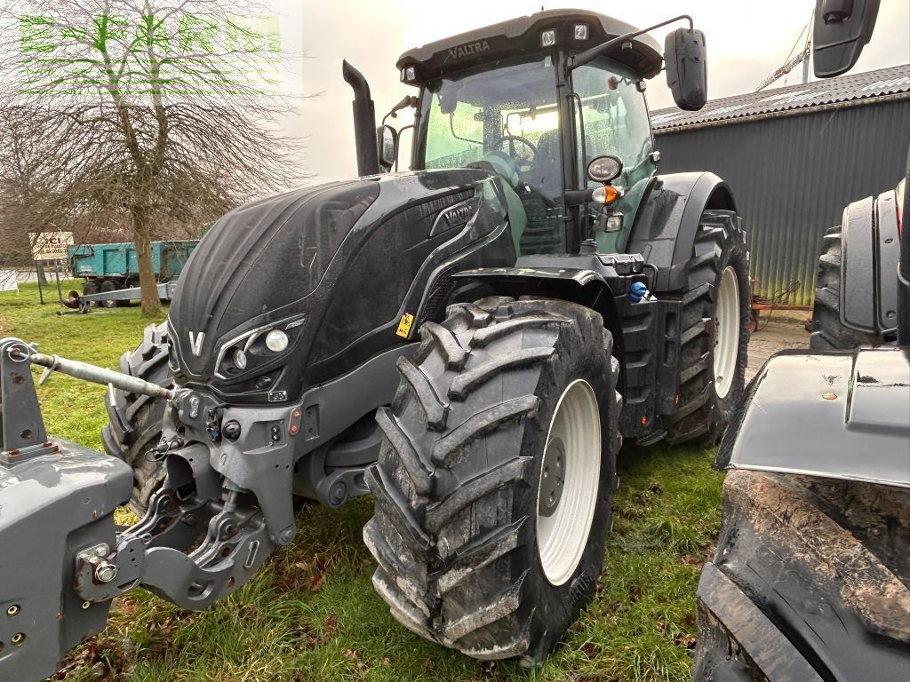 Valtra S 324 SmartTouch Tractor €130,000