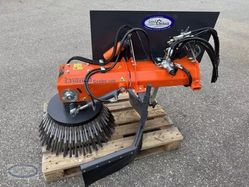 E-FARM: Bema groby light - Kommunaltechnik - id RNDARIU - 6.242 € - Baujahr: 2025 - Österreich