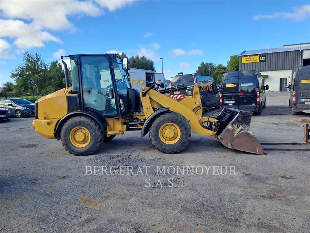 E-FARM: Caterpillar 906m - Radlader - id URYCMXD - 49.500 € - Baujahr: 2021 - Abgelesene Motorstunden: 1.596,Frankreich