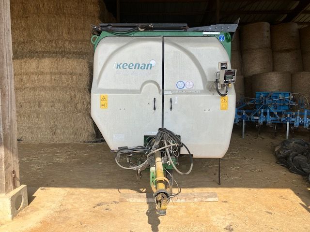 E-FARM: KEENAN meca fibre 300 - Mixer feeder - id WTB6L8F - €7,000 - Year of construction: 2012 - France