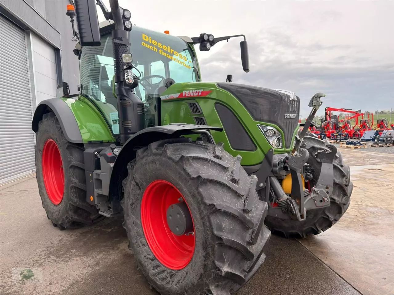 Fendt 720 Vario Profi Plus Traktorius 163 000 €