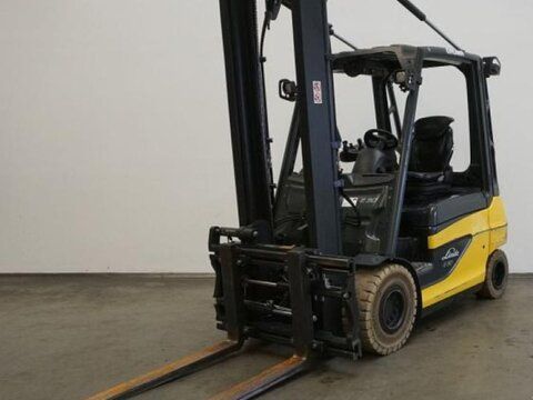 E-FARM: Linde e 30 387 - Chariot élévateur - id LWMJ13M - 20 900 € - Année: 2020 - Lecture du nombre d'heure: 6 402,Allemagne