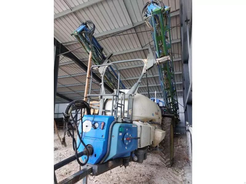 E-FARM: Evrard meteor2800 - Pulvérisateur - id DY4AHZL - 10 000 € - Année: 2006 - France