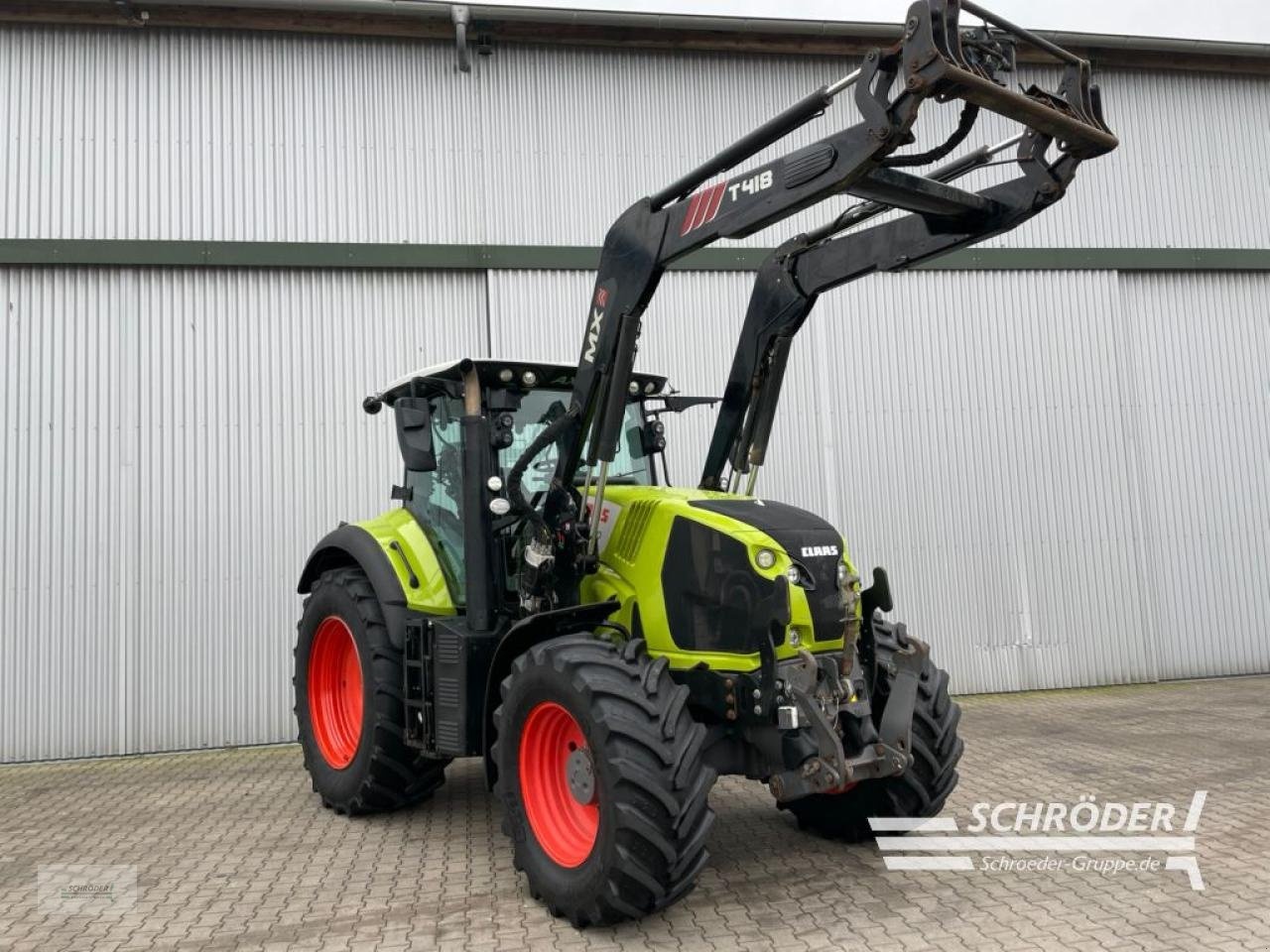 Claas Axion 810 CMATIC tractor 77 885 €