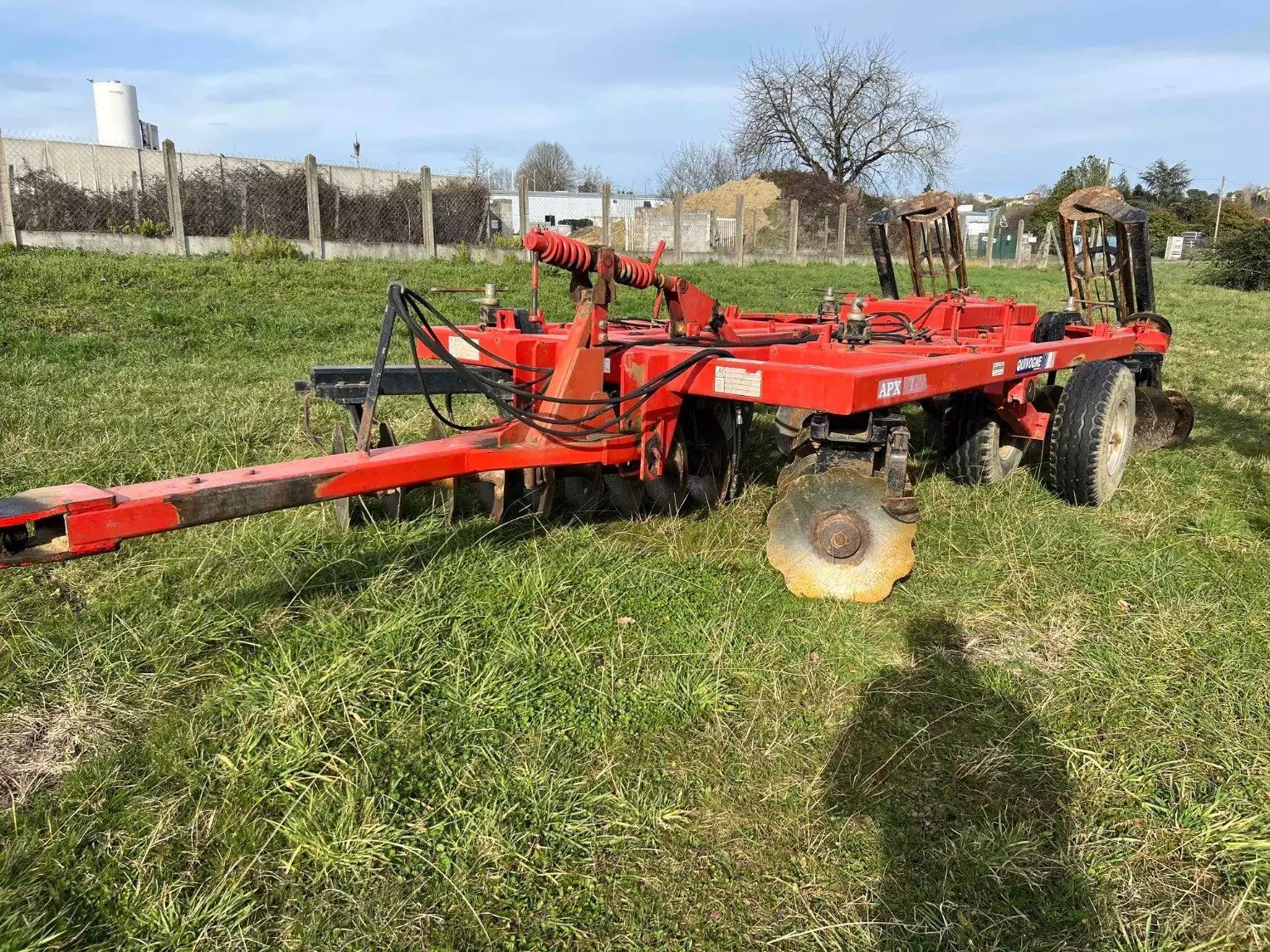 E-FARM: Quivogne apx tl 36 - Herse à disques et disque compact - id JPLS8MH - 4 800 € - Année: 1997 - France