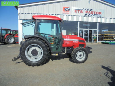 E-FARM: McCormick F 90 - Tractor - id LTBASQM - €28,600 - Year of construction: 2012 - Engine hours: 2,855,Engine power (HP): 90,France