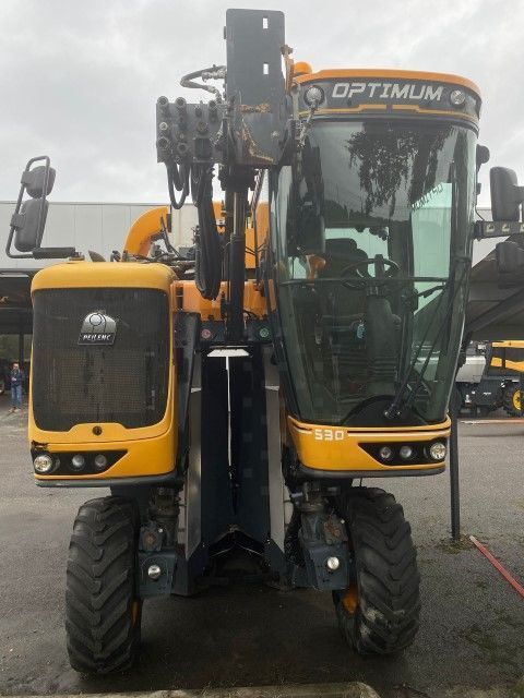 Pellenc optimum 530 selectiv' process Cosechadora de uvas 82.000 €
