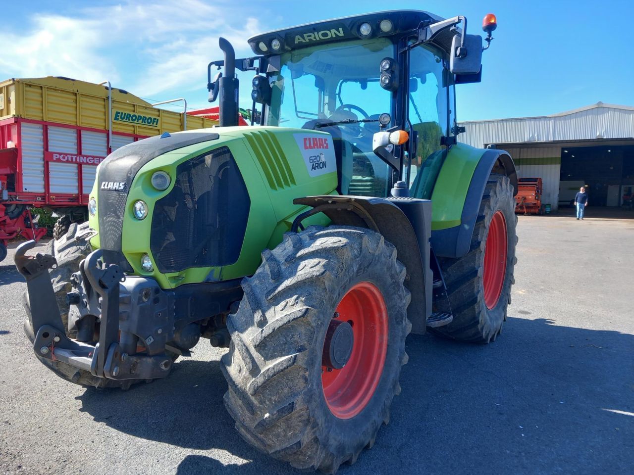 Claas Arion 620 Tractor €55,000