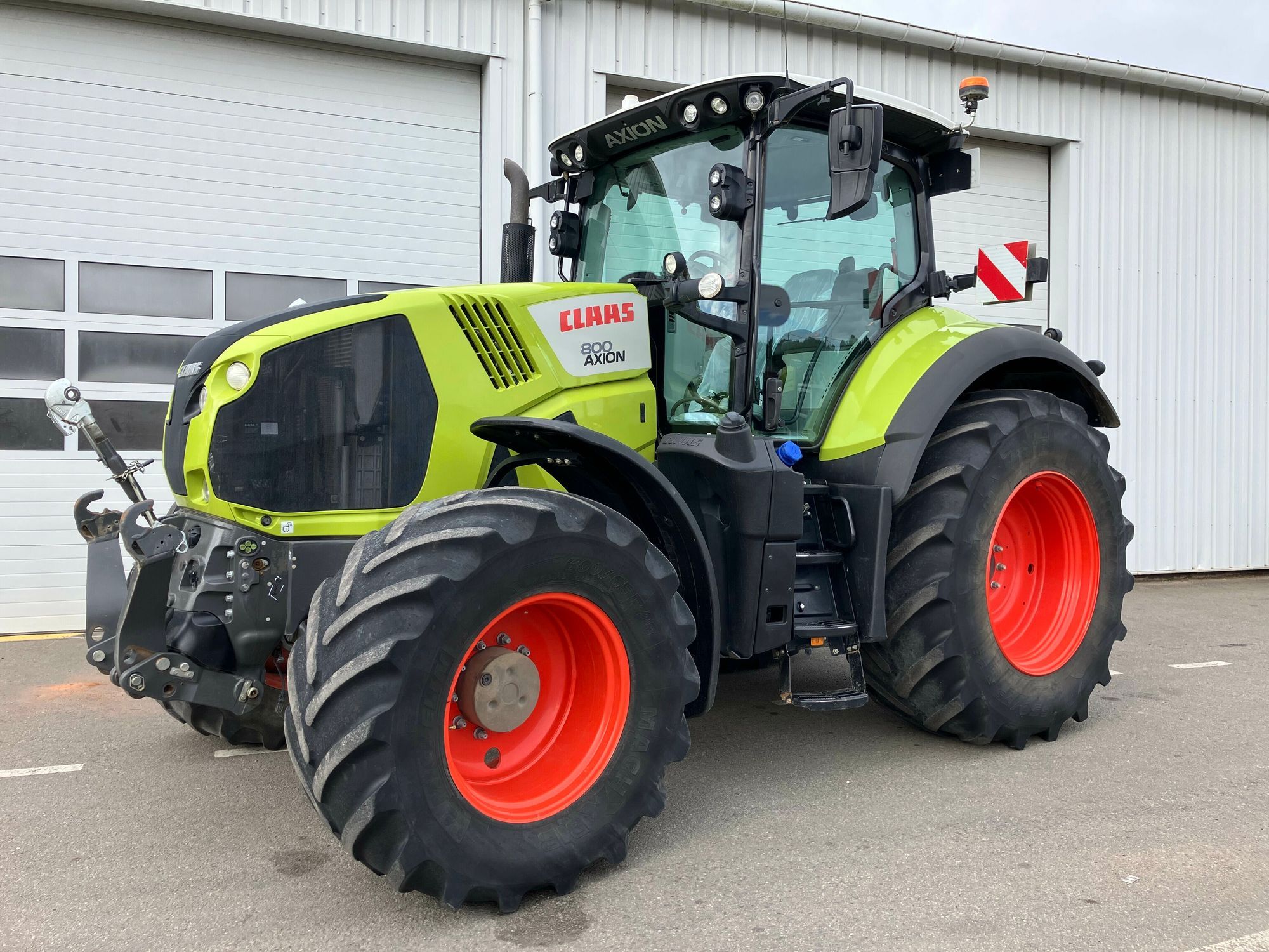 Claas Axion 800 Tractor €98,000