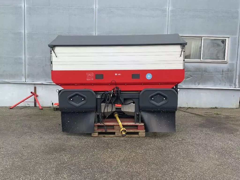 Vicon geospread ro-xxl Fertiliser spreader €19,500