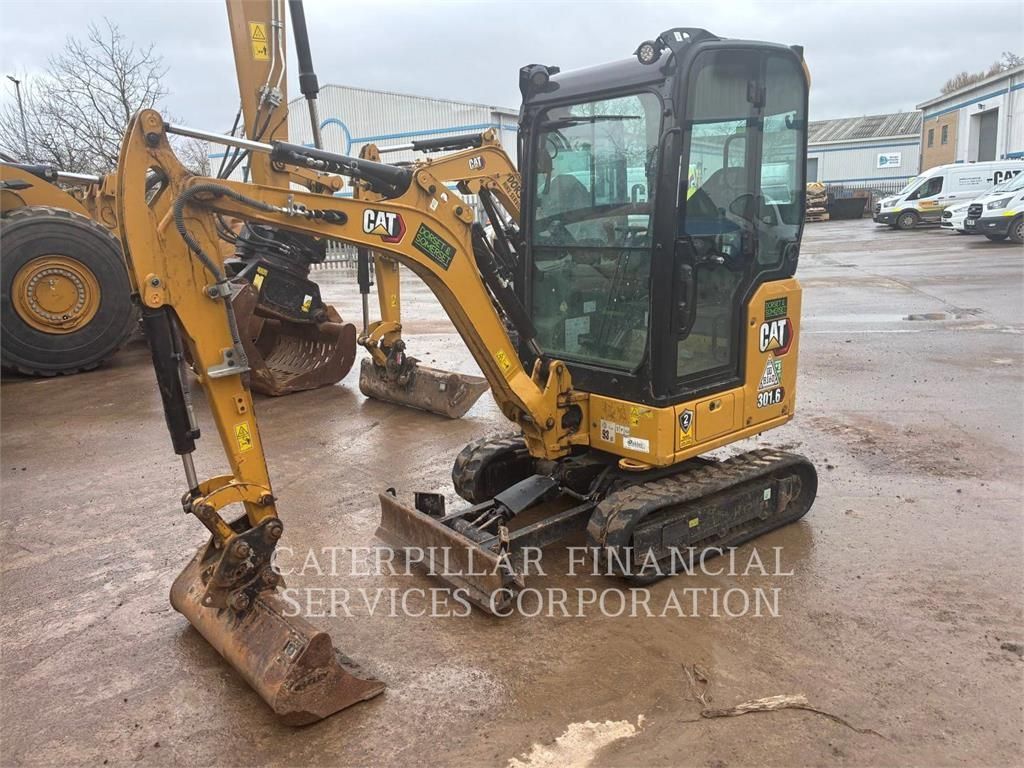 Caterpillar 301.6 Excavadora de orugas 23.820 €