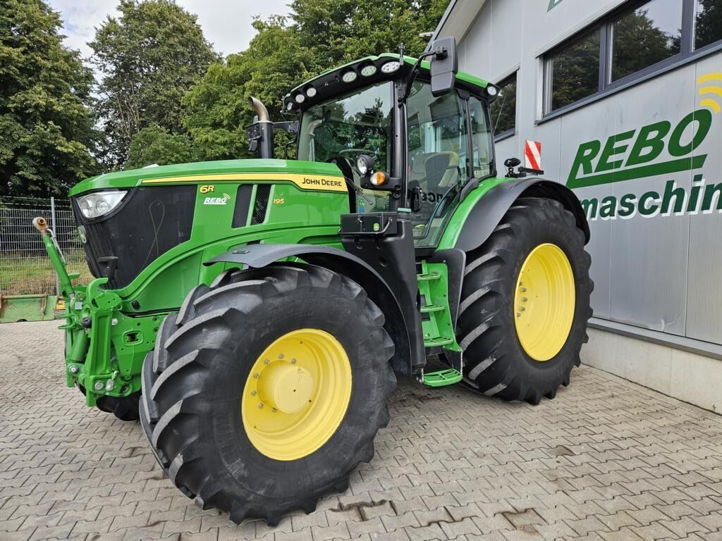 John Deere 6R 195 Tractor €137,778