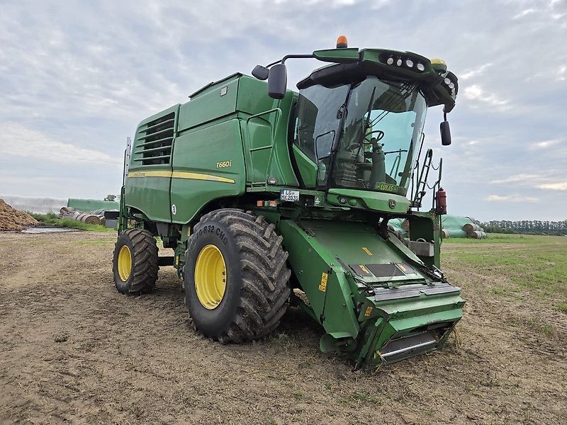 John Deere T 660 Combine harvester €160,000