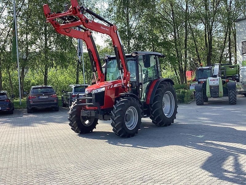 Massey Ferguson 4707 tractor 49 000 €