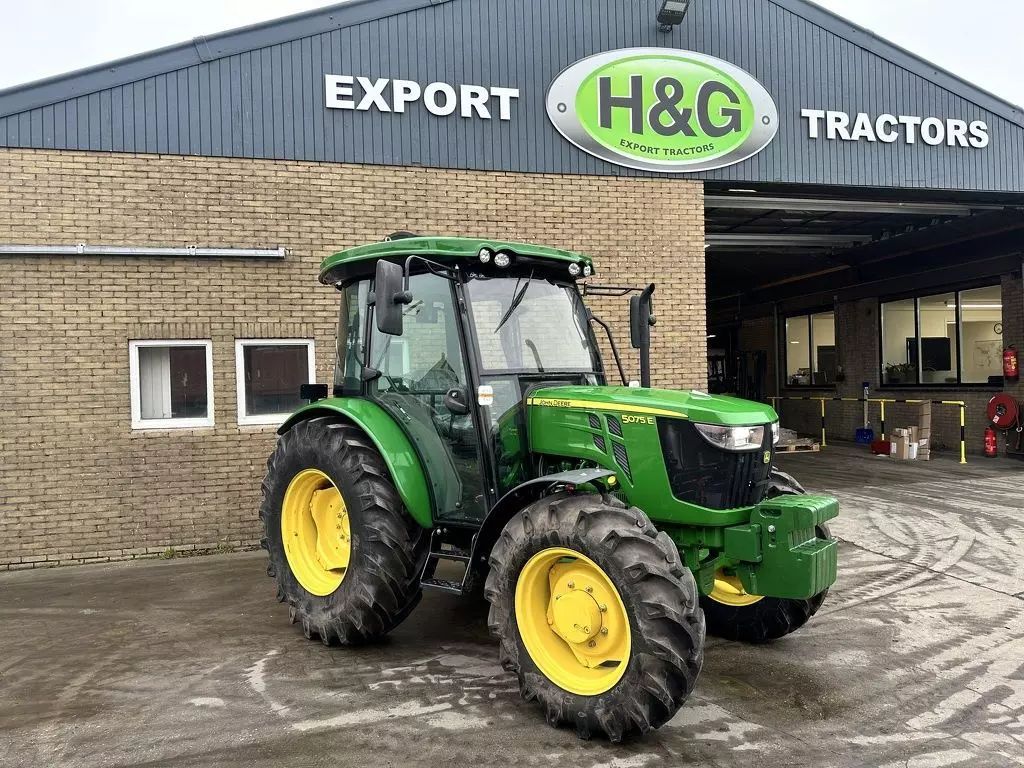 John Deere 5075 E Tracteur 27 950 €