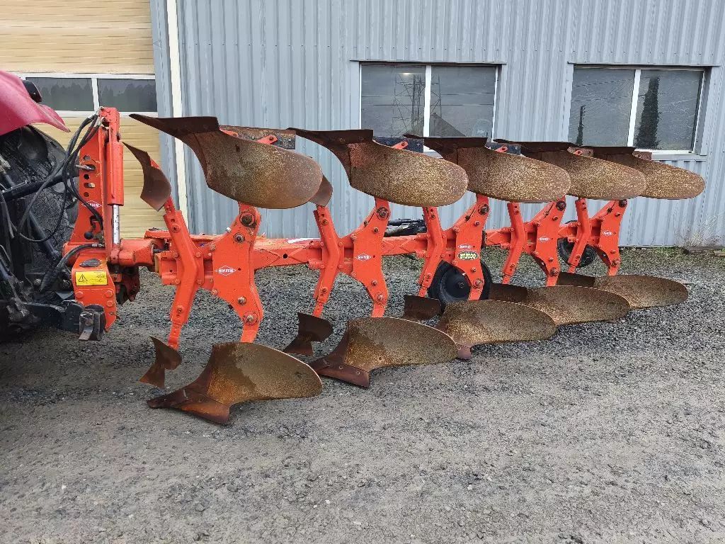 Kuhn master 120 Pług 7480 €