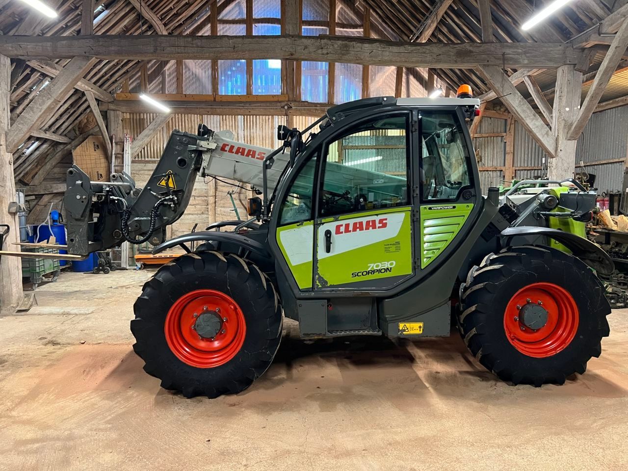 Claas scorpion 7030 varipower Ładowacz teleskopowy 43 500 €