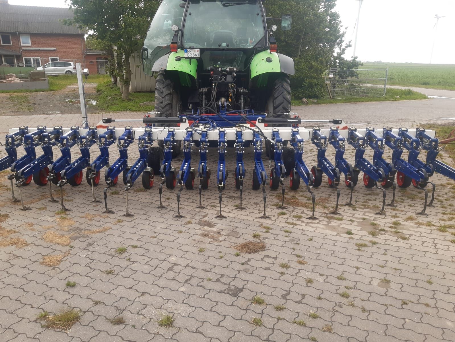 E-FARM: Agrokraft Getreidehacke - Other tillage - id 7N1YITA - €42,500 - Year of construction: 2019 - Germany