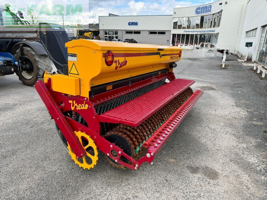 Vredo dz 229.07.5 Siewnik rzędowy/agregat uprawowo-siewny 26 500 €
