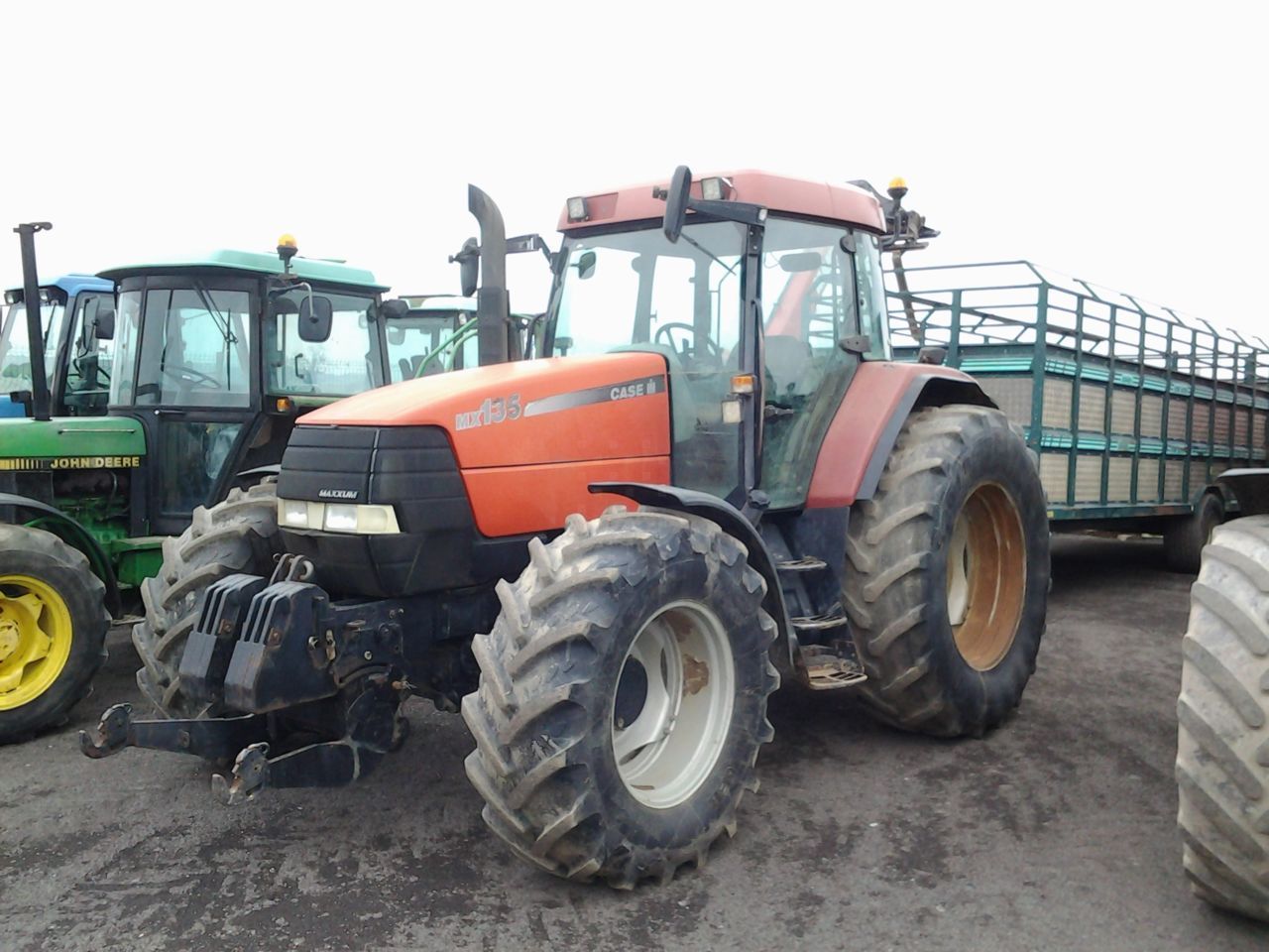 E-FARM: Case IH MX 135 - Tractor - id KM9CNUY - Año: 2000 - Horas: 9690,Potencia del motor: 135,Francia