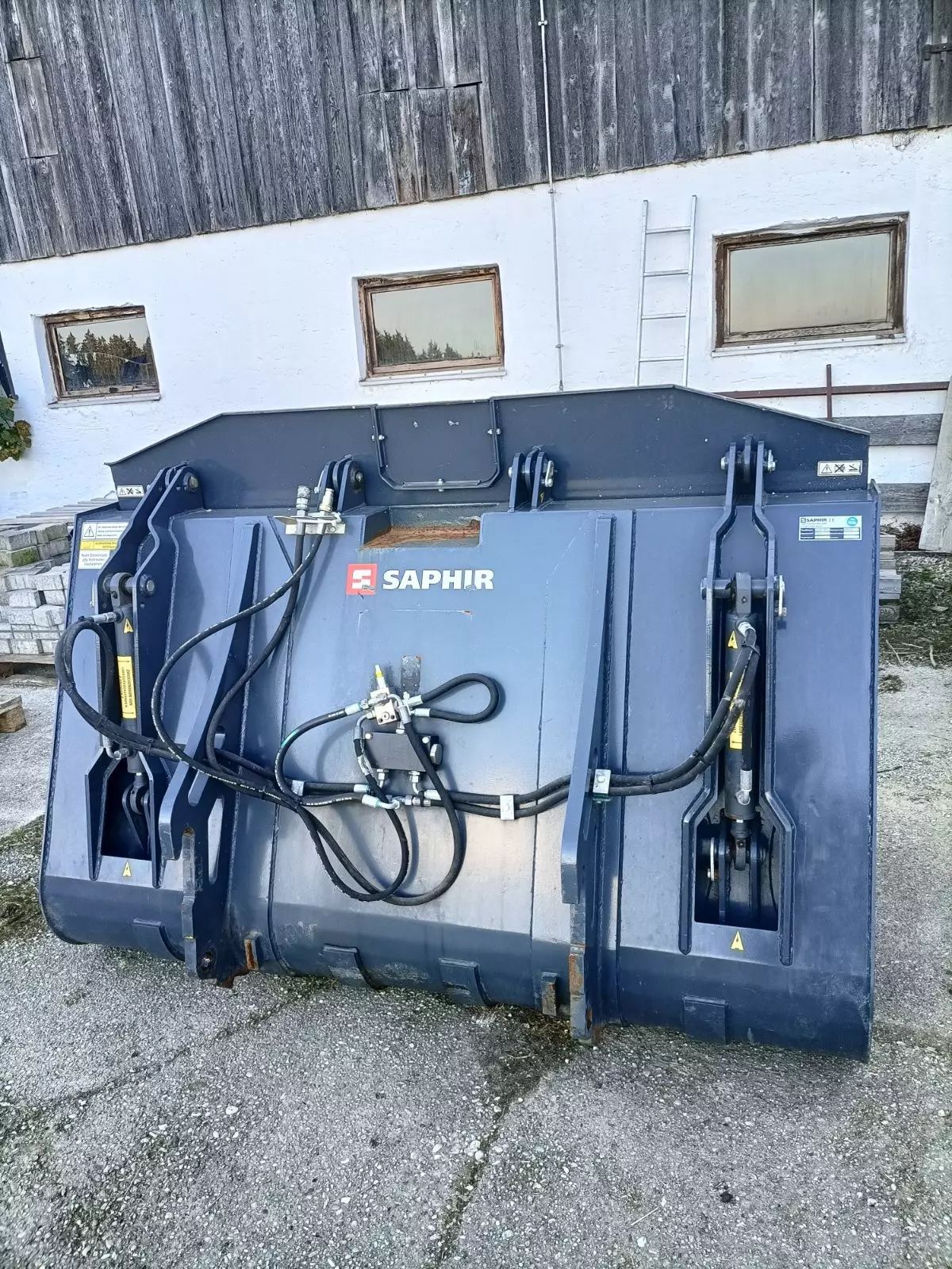 SAPHIR lg 20 Attachment €3,360